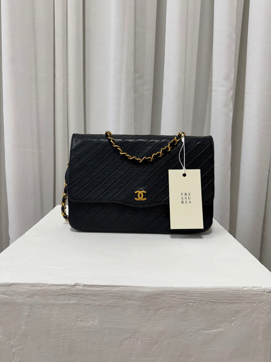 CHANEL DIAGONAL STITCH SINGLE FLAP BAG