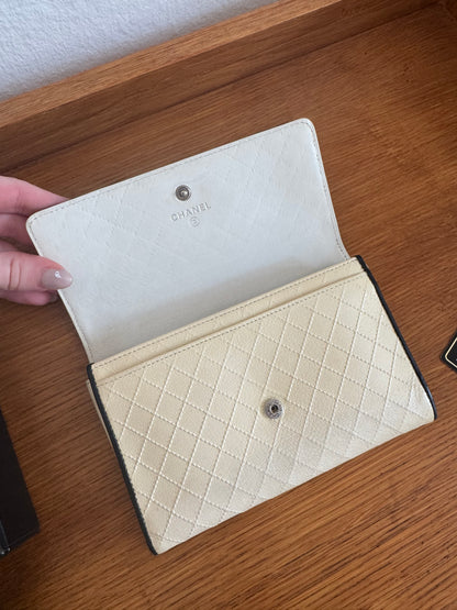 CHANEL WALLET GRAINED LEATHER BUTTER YELLOW