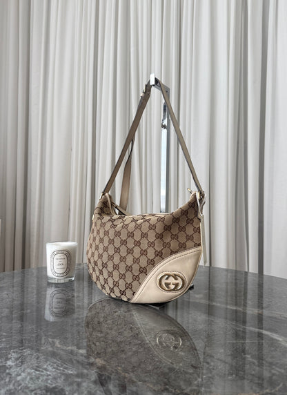 Gucci Sukey crossbody z GG canvasu se zlatým hardwarem, foto 3
