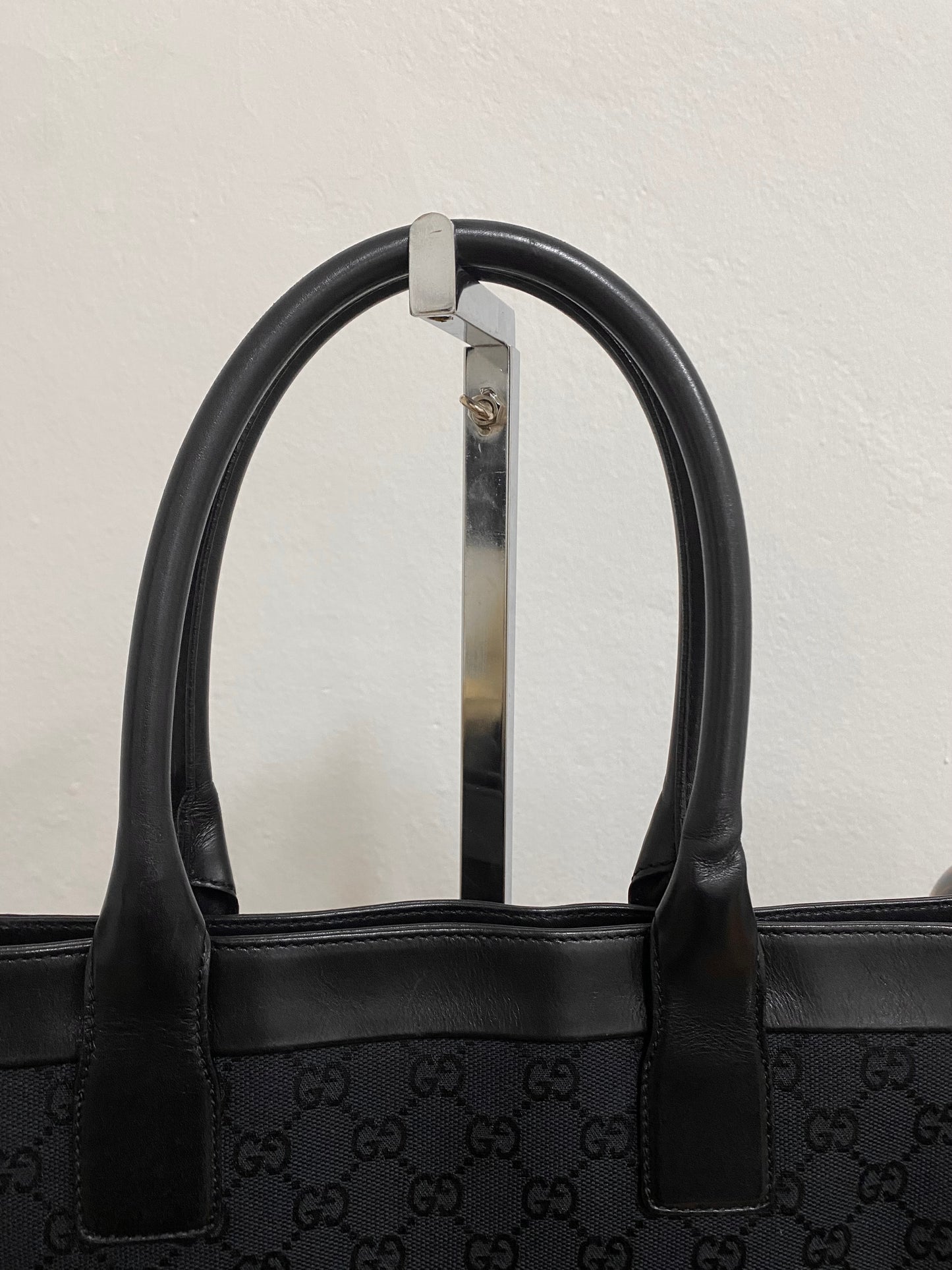 GUCCI GG MONOGRAM BLACK TOTE BAG