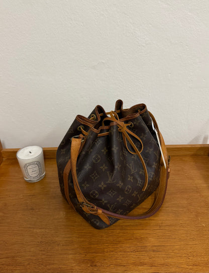 LV PETIT NOÉ MONOGRAM