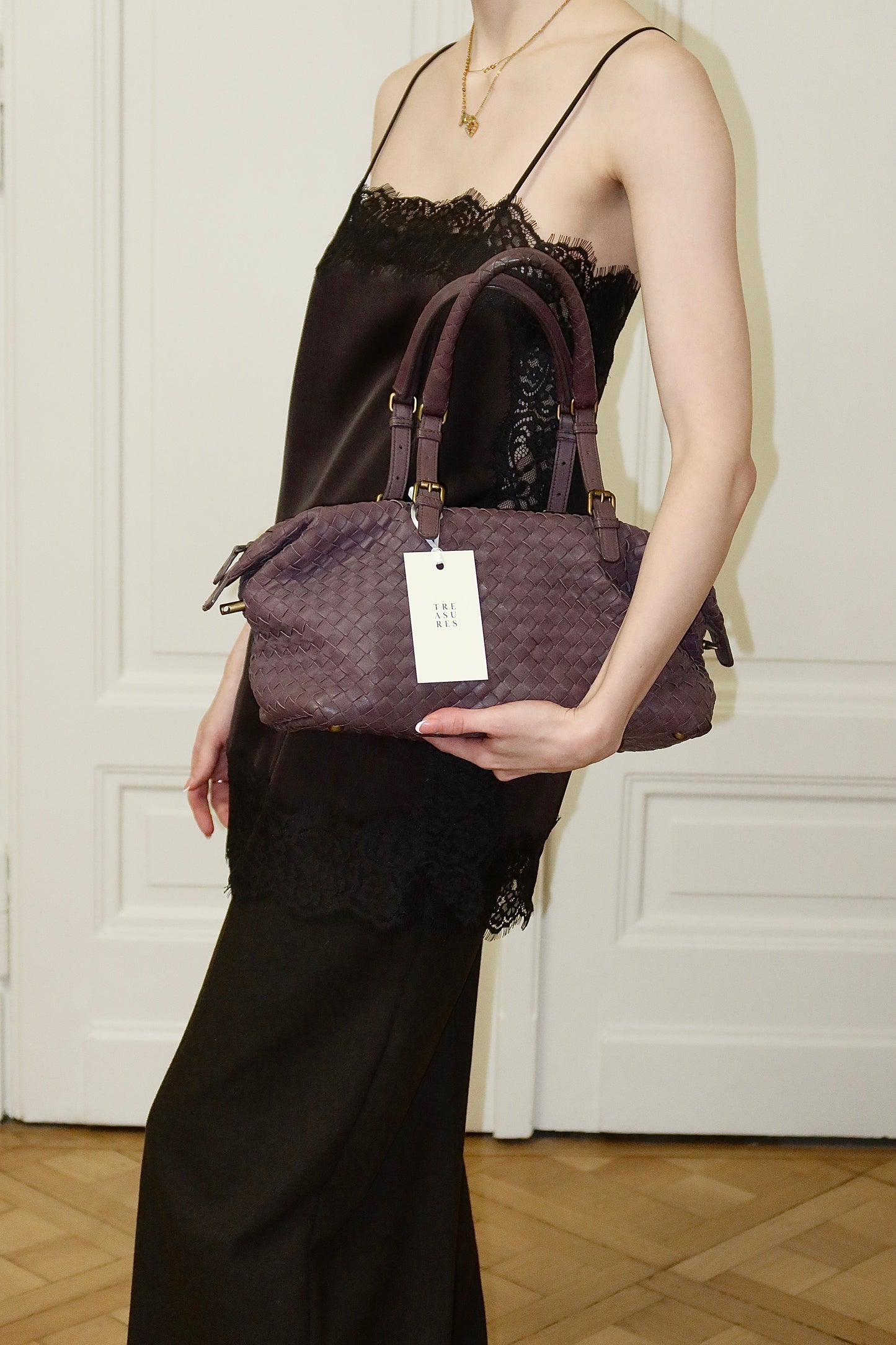 BOTTEGA VENETA INTRECCIATO SHOULDER BAG