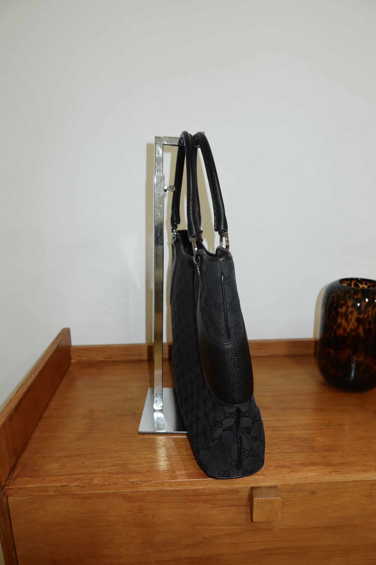 GUCCI GG MONOGRAM BLACK TOTE BAG