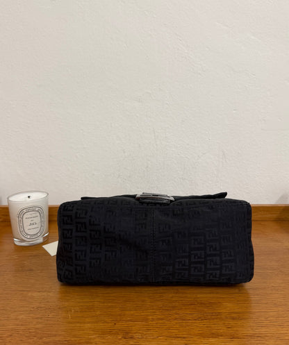FENDI MAMMA BAGUETTE BLACK ZUCCA