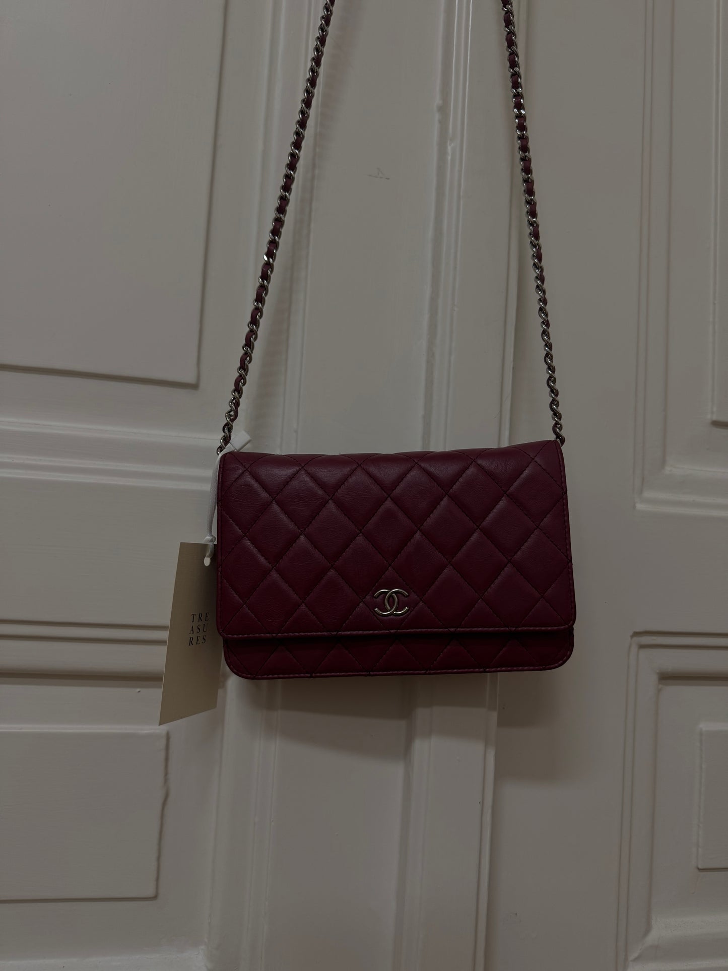 CHANEL LAMBSKIN WOC WINE GRAPE