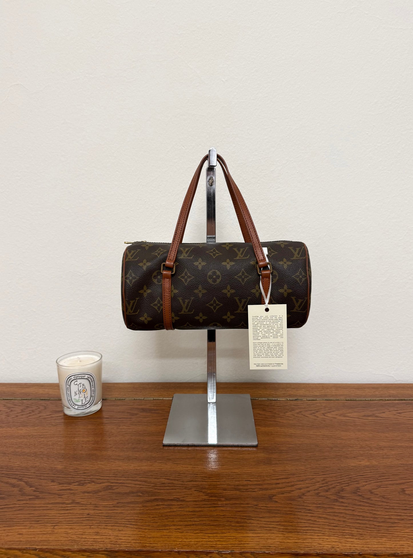 LV PAPILLON 26