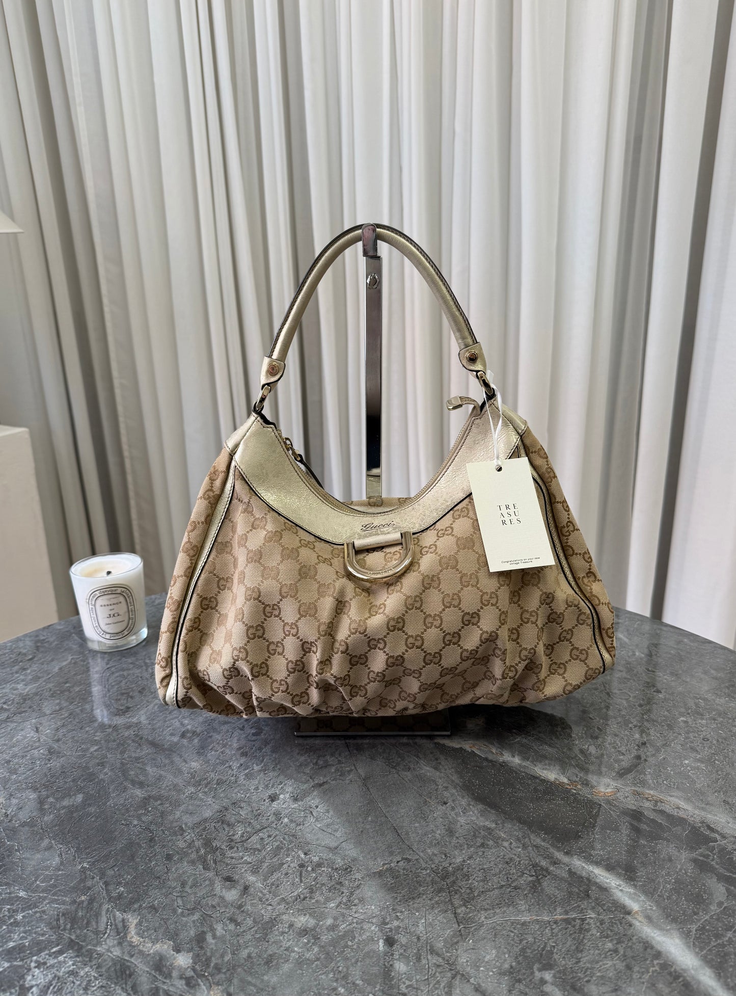 GUCCI GG MONOGRAM ABBEY D RING SHOULDER BAG