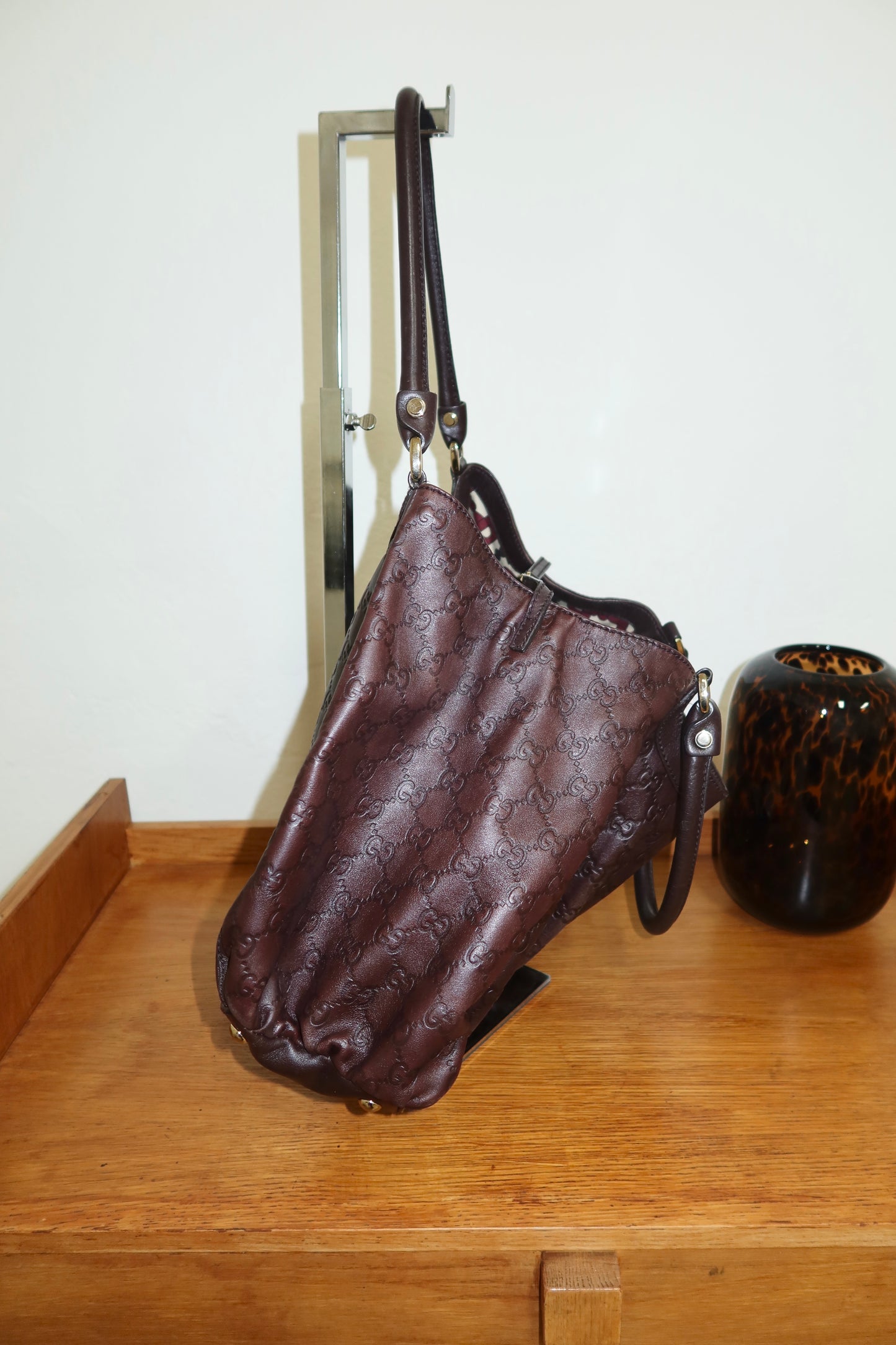 GUCCI GG HOBO ABBEY BAG BURGUNDY GOLD HW