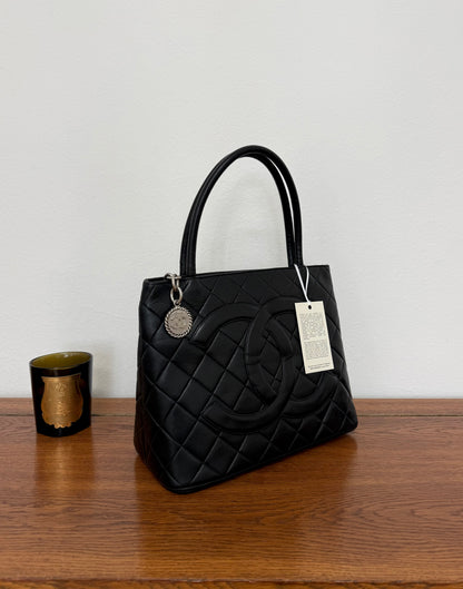 CHANEL MEDALLION TOTE LAMBSKIN SILVER HW