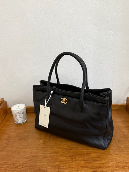 CHANEL EXECUTIVE TOTE BLACK GOLD HW