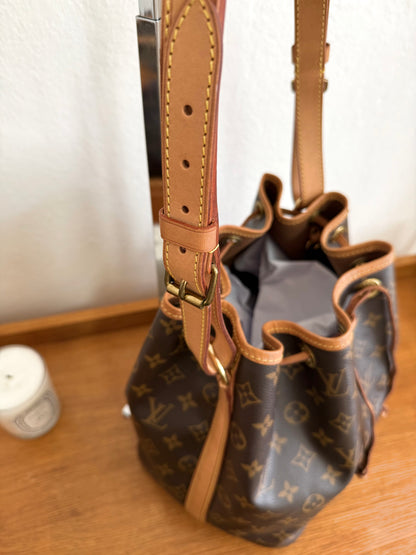 LV PETIT NOÉ MONOGRAM