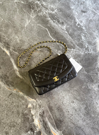 CHANEL DIANA MEDIUM QUILTED FLAP BAG BLACK GOLD HW