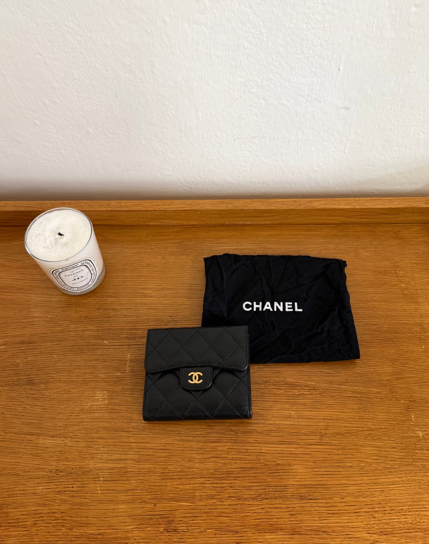 SERIES 27 CHANEL CAVIAR MINI WALLET