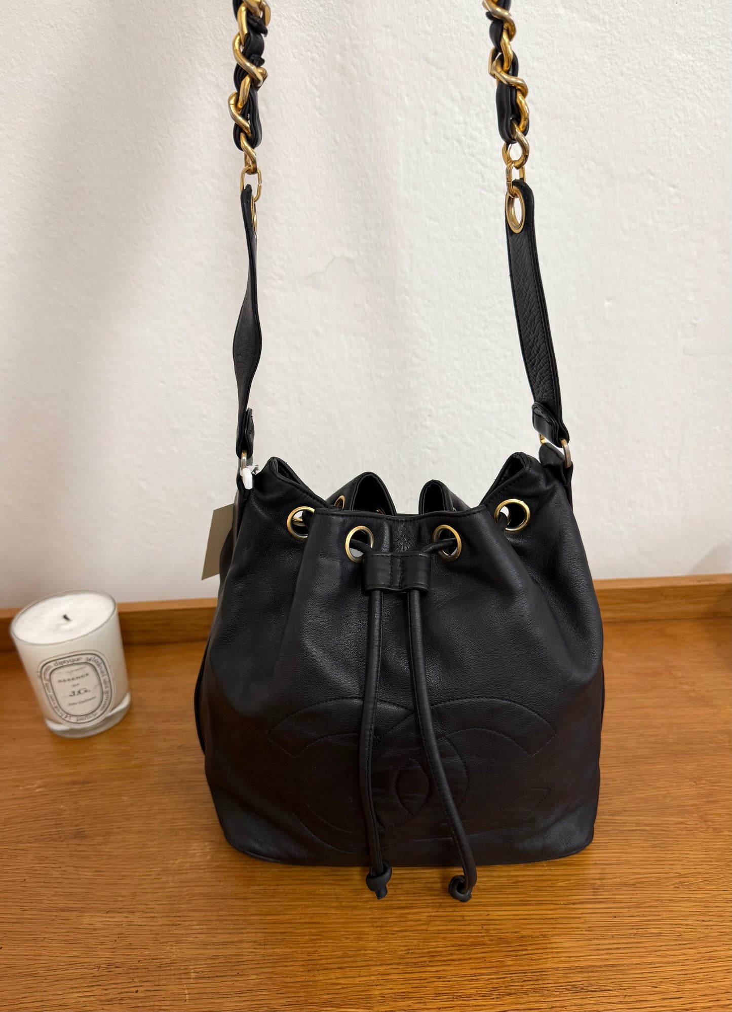 CHANEL BUCKET CC LOGO & POUCH