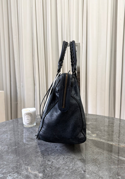 Balenciaga Velo z jehněčí kůže s mosazným hardwarem, foto 4