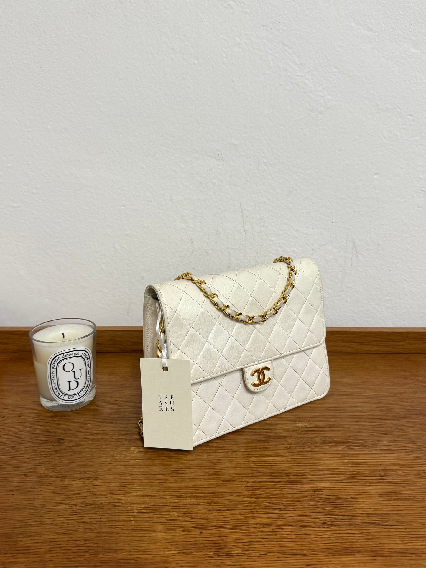 CHANEL CLASSIC SINGLE FLAP BAG LAMBSKIN WHITE 24K GOLD HW