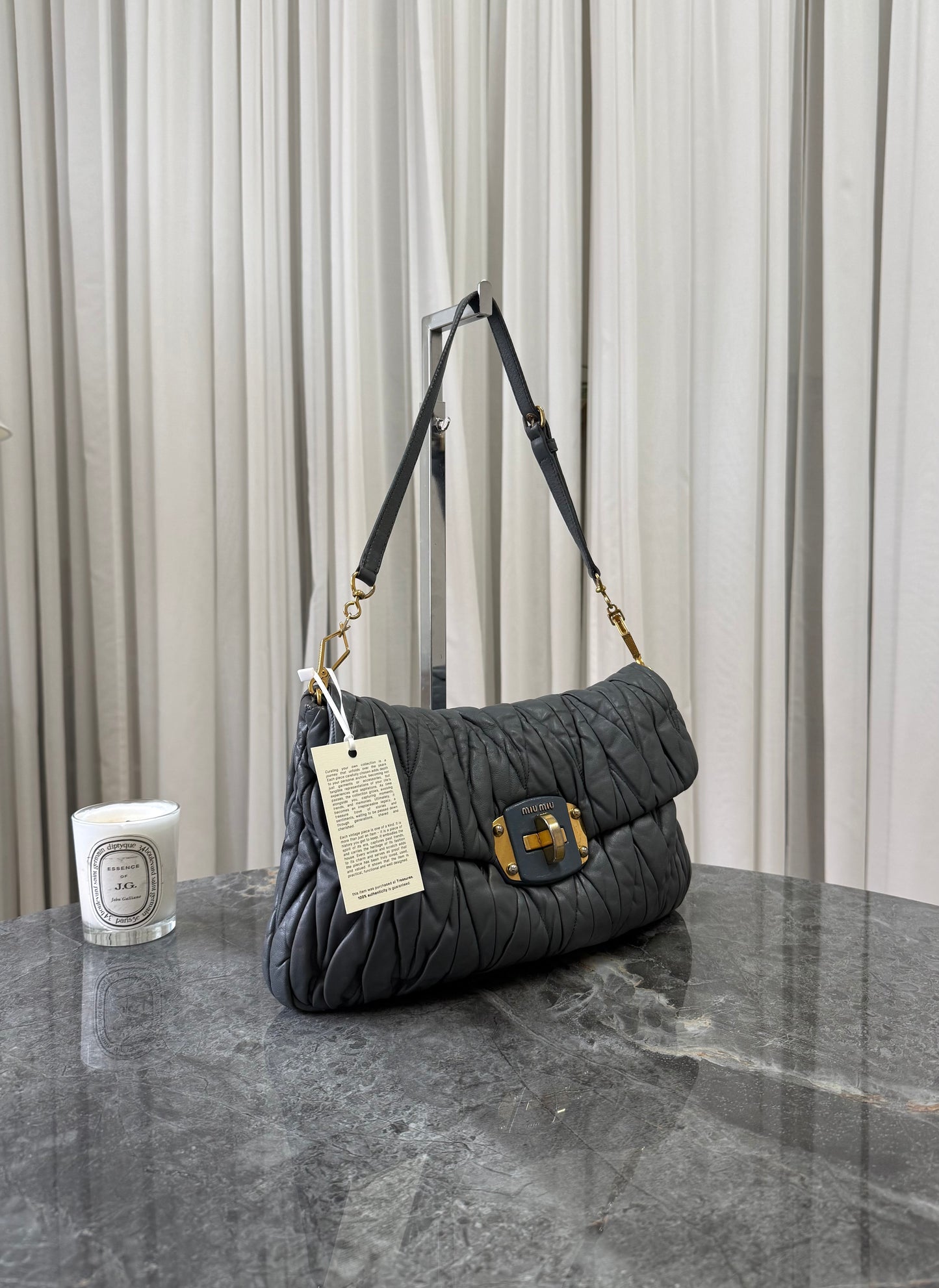 MIU MIU MATELASSE VITELLO SHOULDER BAG GREY