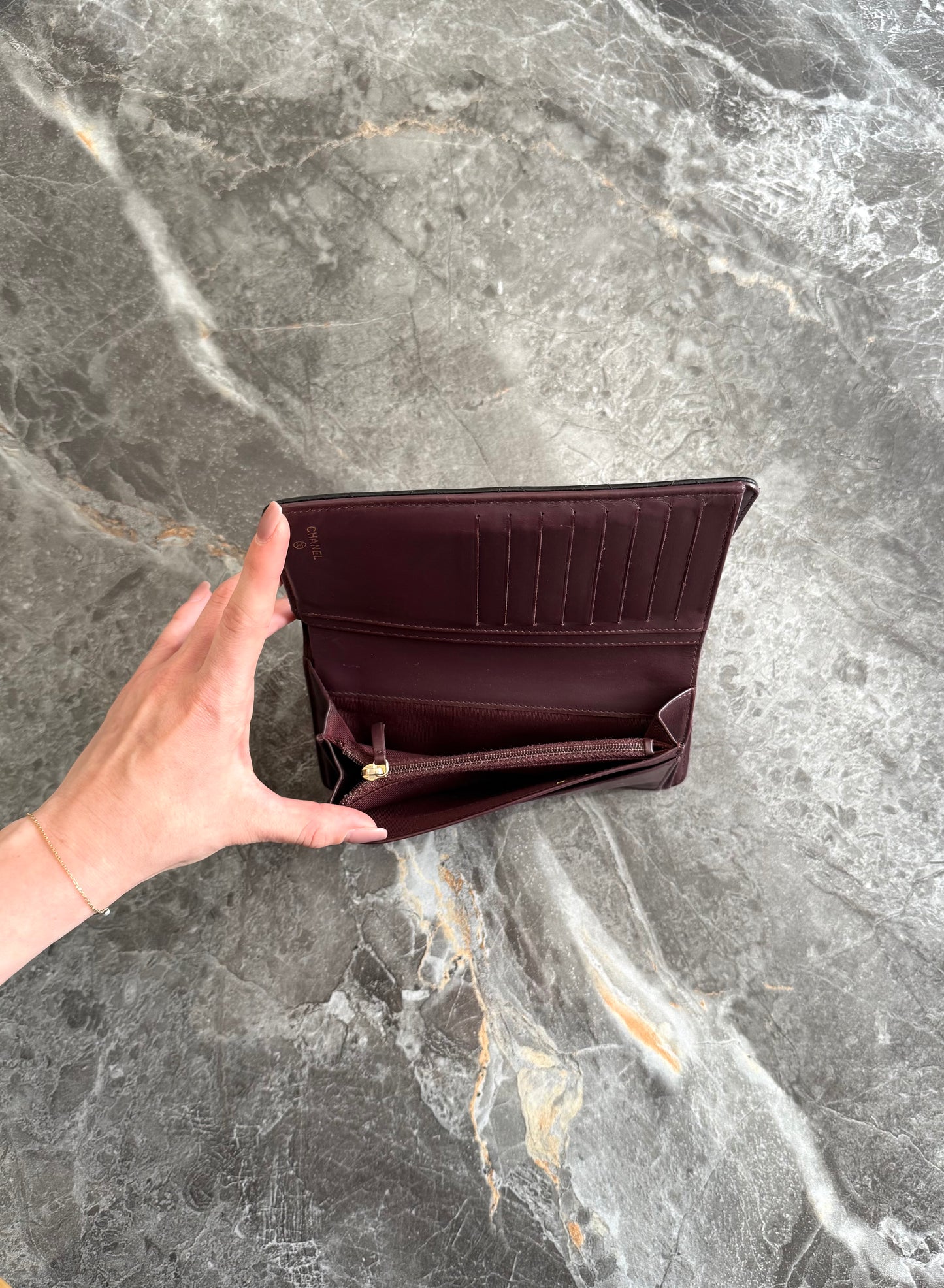CHANEL CAVIAR LONG WALLET BLACK GOLD HW SERIES 21