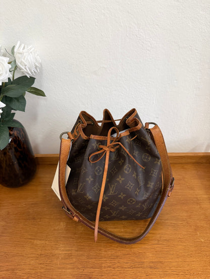 LV PETIT NOÉ MONOGRAM
