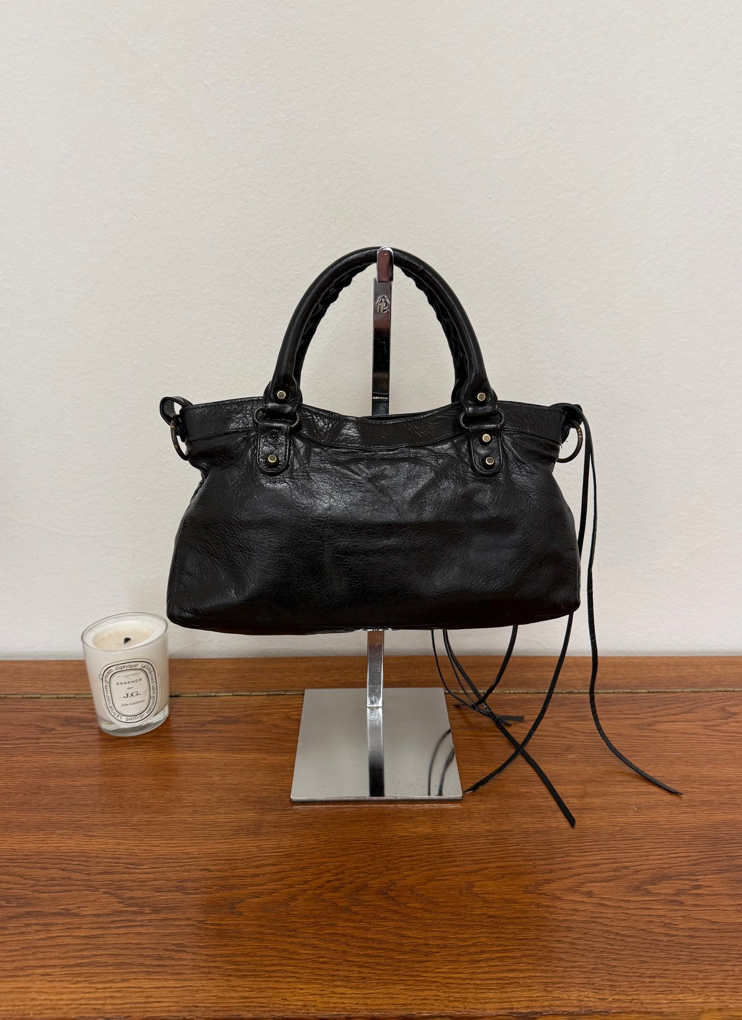 BALENCIAGA FIRST “SMALL CITY” BAG BLACK GOLD HW