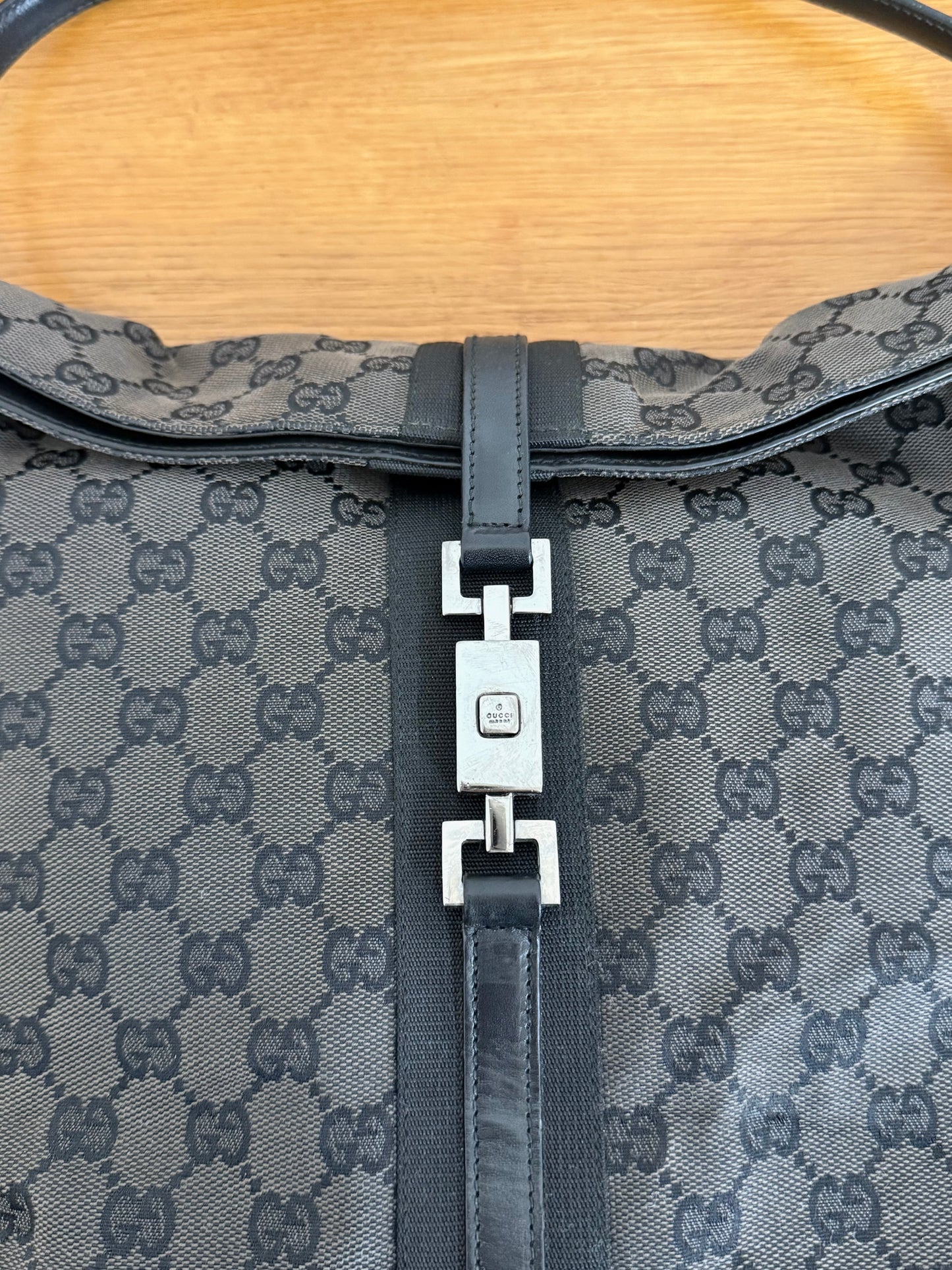 GUCCI JACKIE SHOULDER BAG BLACK GG MONOGRAM
