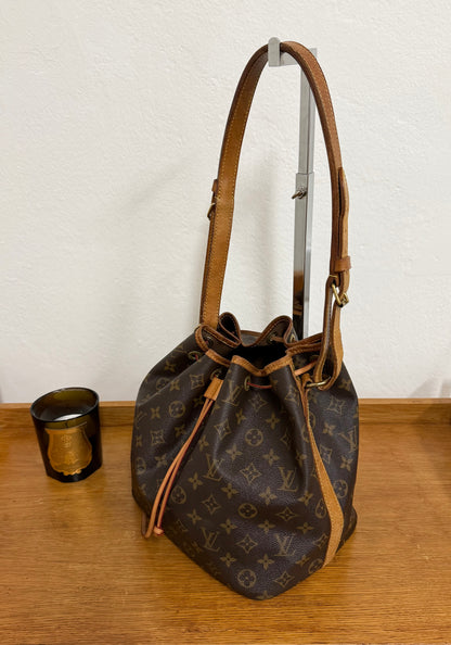 LV PETIT NOÉ MONOGRAM