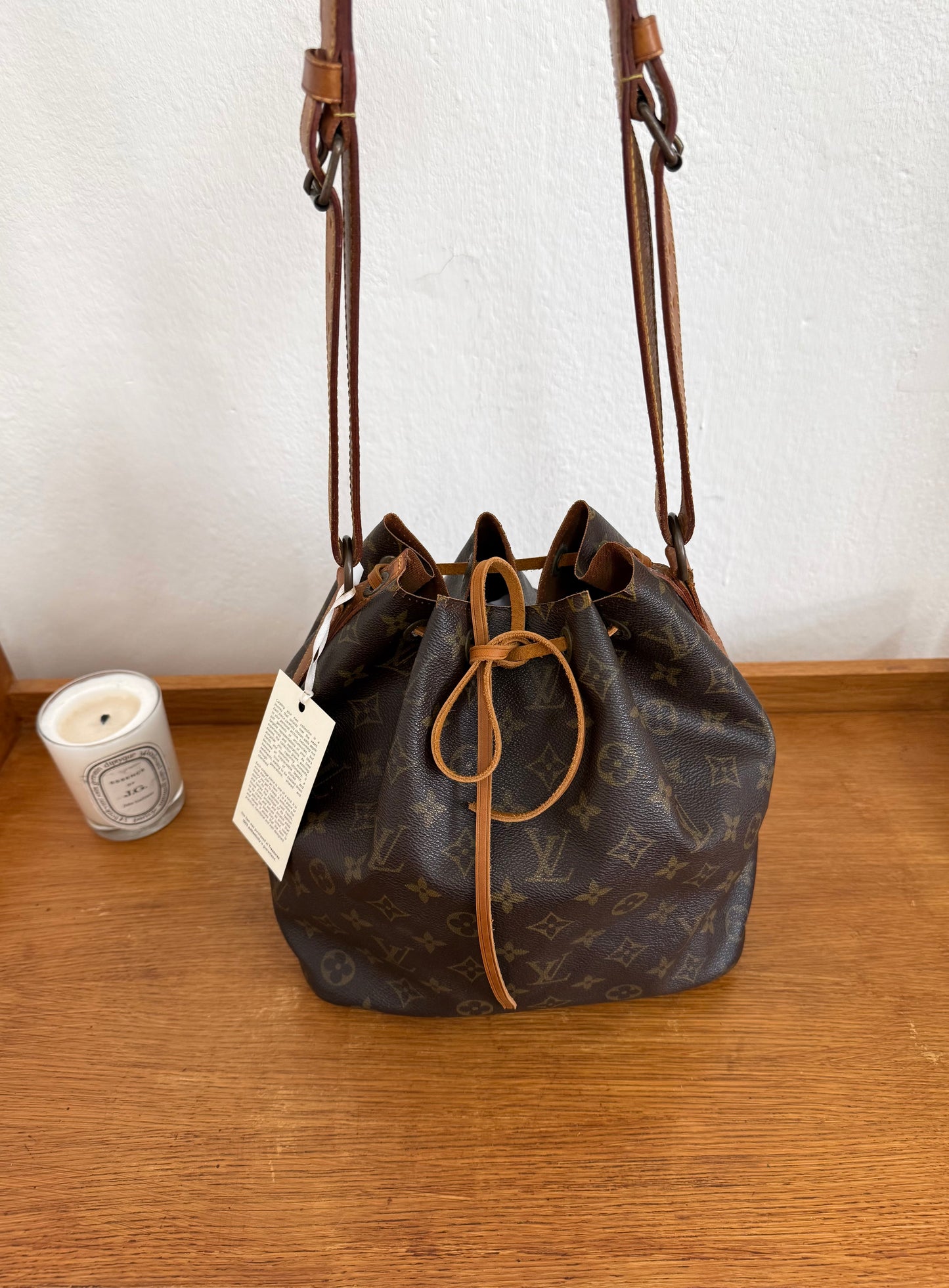 LV PETIT NOÉ MONOGRAM BUCKET BAG