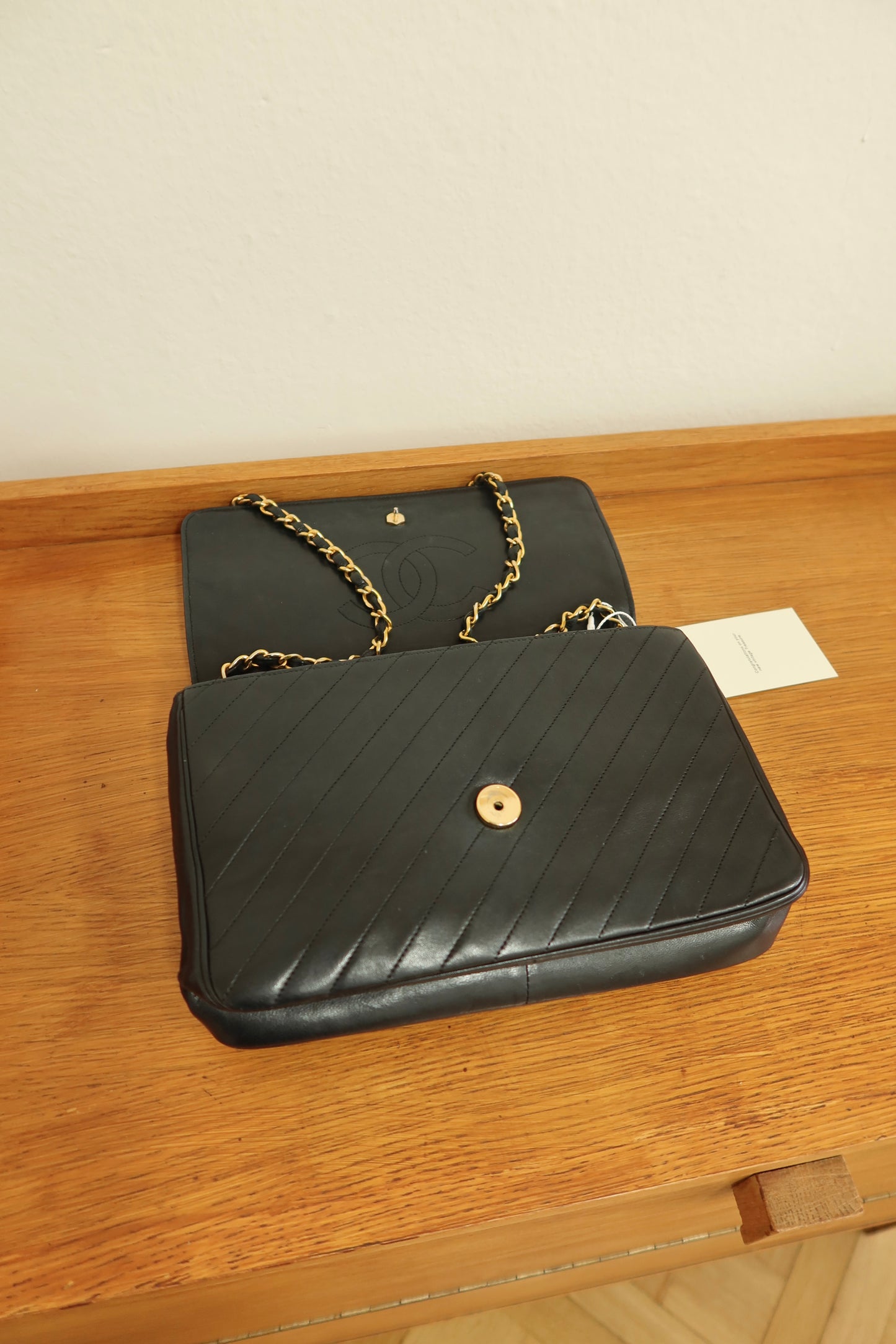 CHANEL DIAGONAL STITCH SINGLE FLAP BAG 2