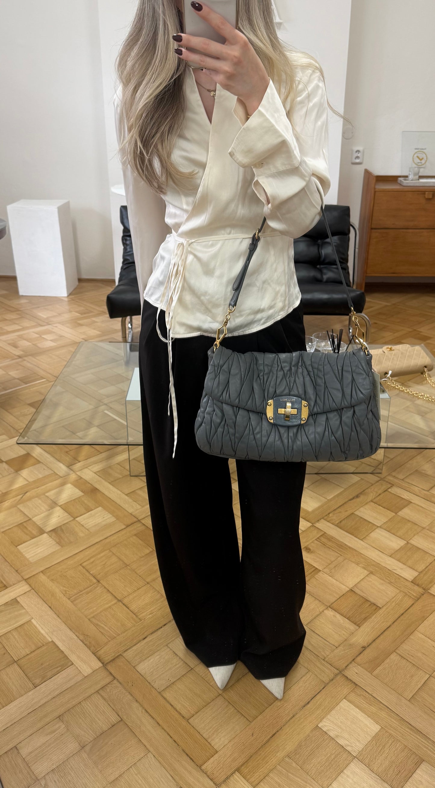 MIU MIU MATELASSE VITELLO SHOULDER BAG GREY