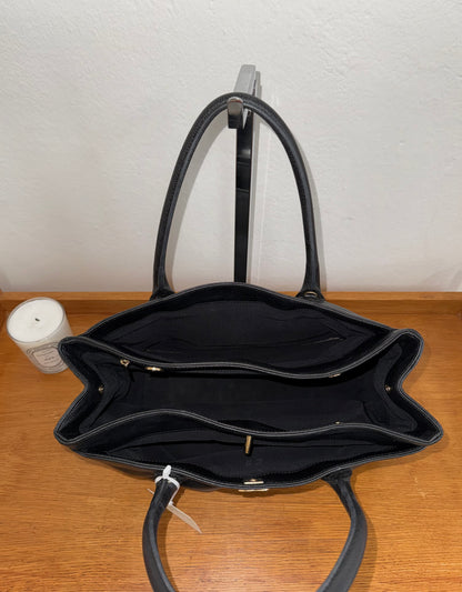 CHANEL EXECUTIVE TOTE BLACK GOLD HW