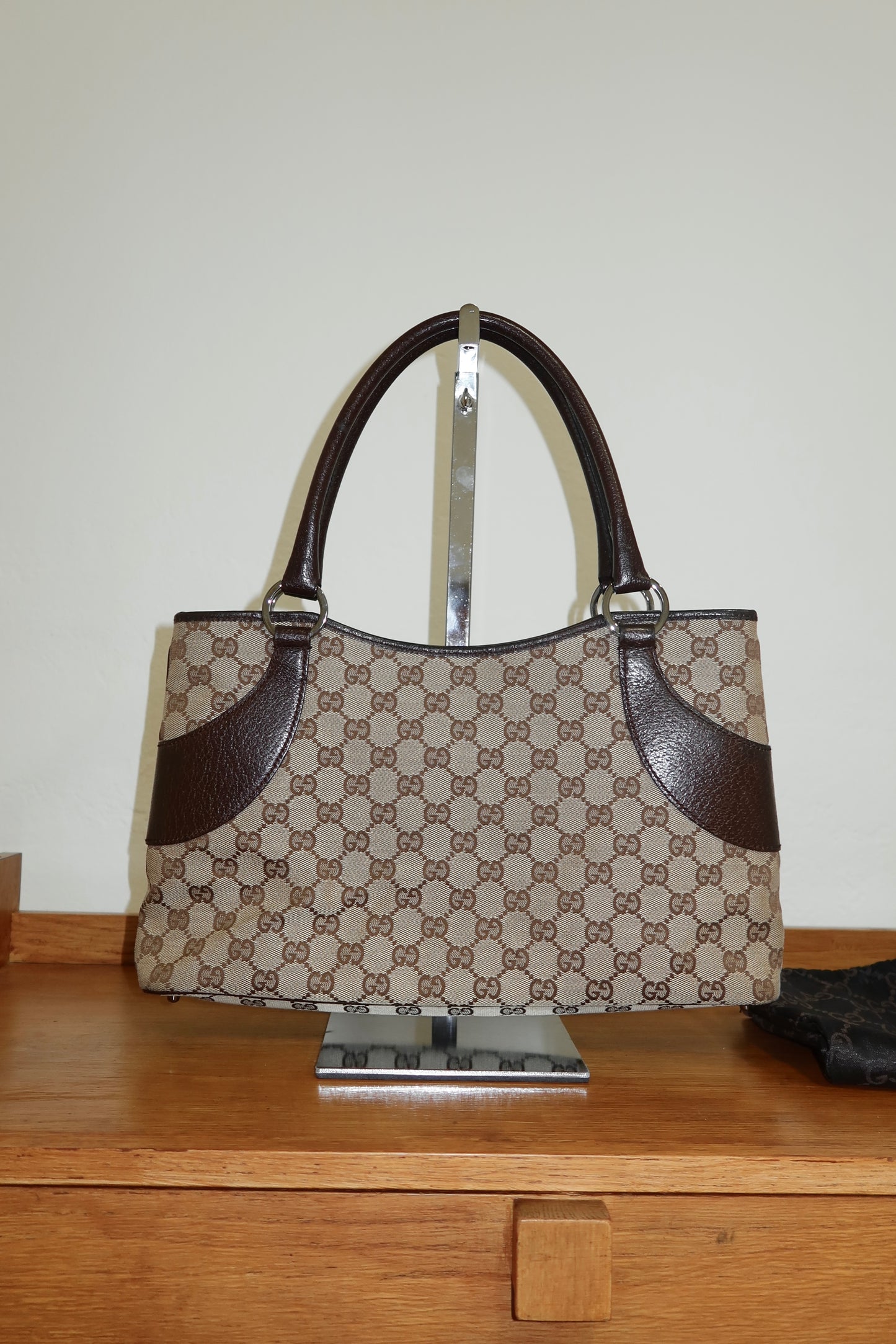 GUCCI GG SHOULDER TOTE BAG DARK BROWN