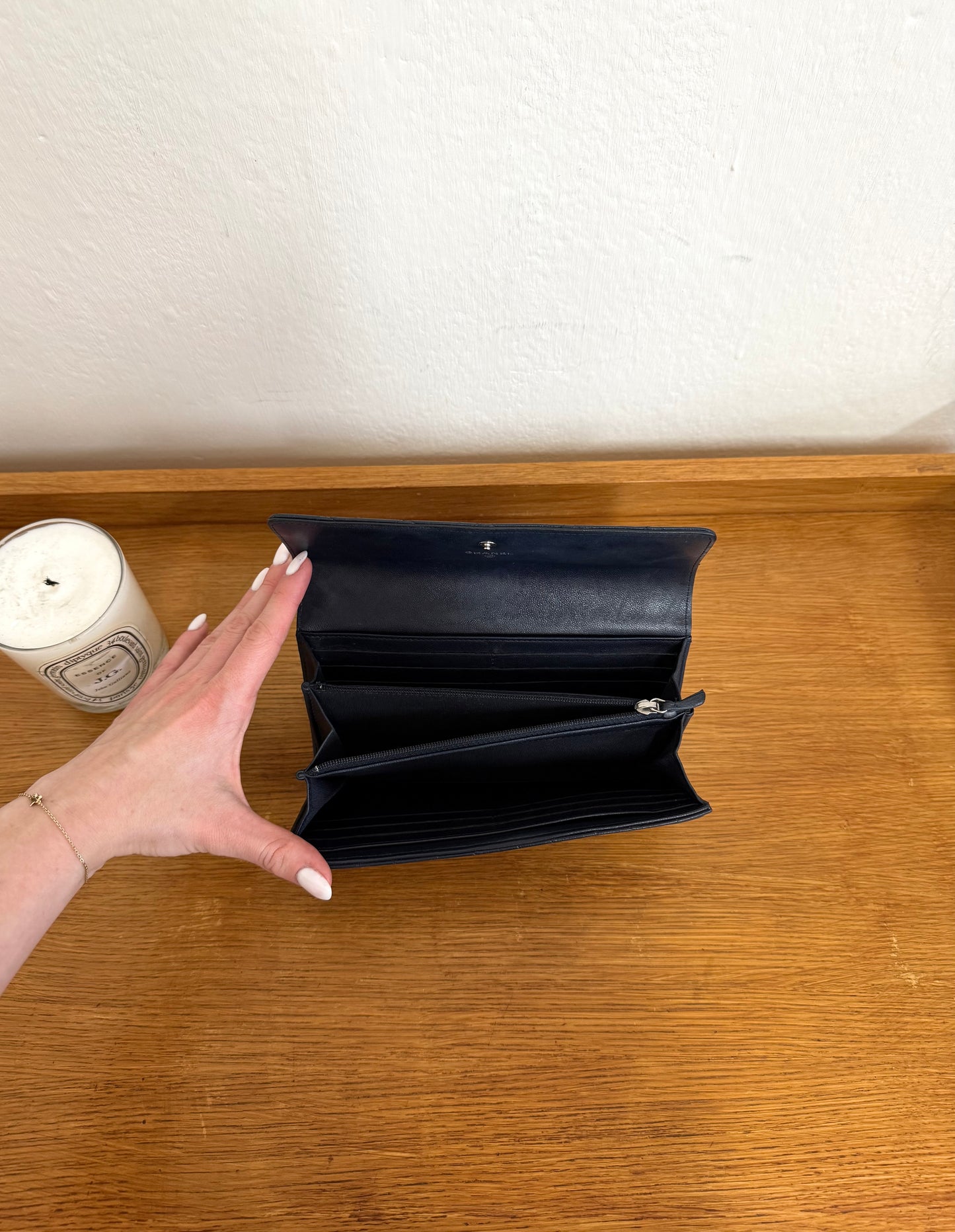 CHANEL CLASSIC LONG WALLET LAMBSKIN SERIES 17 NAVY