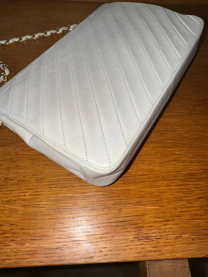 CHANEL DIAGONAL STITCH FLAP OFF WHITE