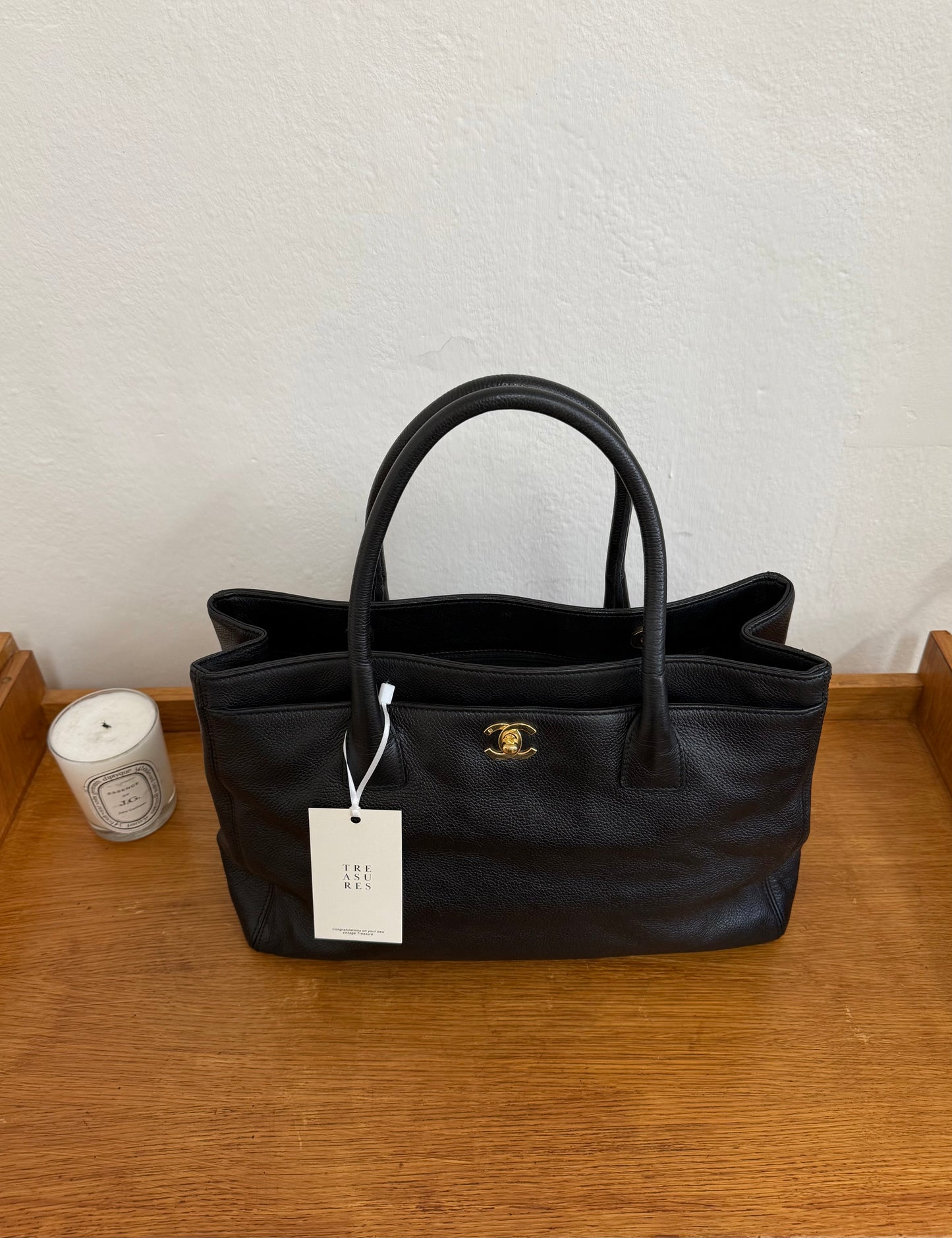 CHANEL EXECUTIVE TOTE BLACK GOLD HW