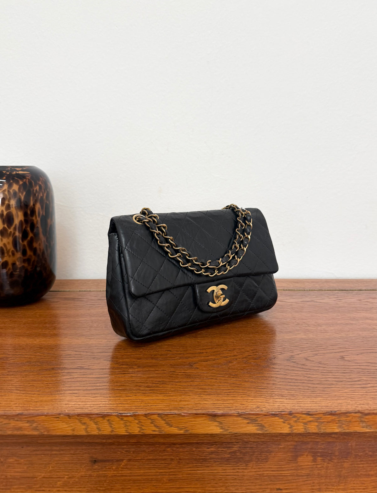 Chanel Plaza Double Flap in black lambskin with gold hardware and double chain, photo 5