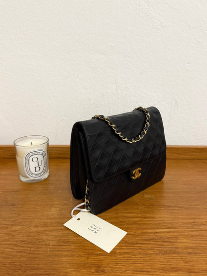 CHANEL CLASSIC SINGLE FLAP BAG LAMBSKIN BLACK 24K GOLD HW