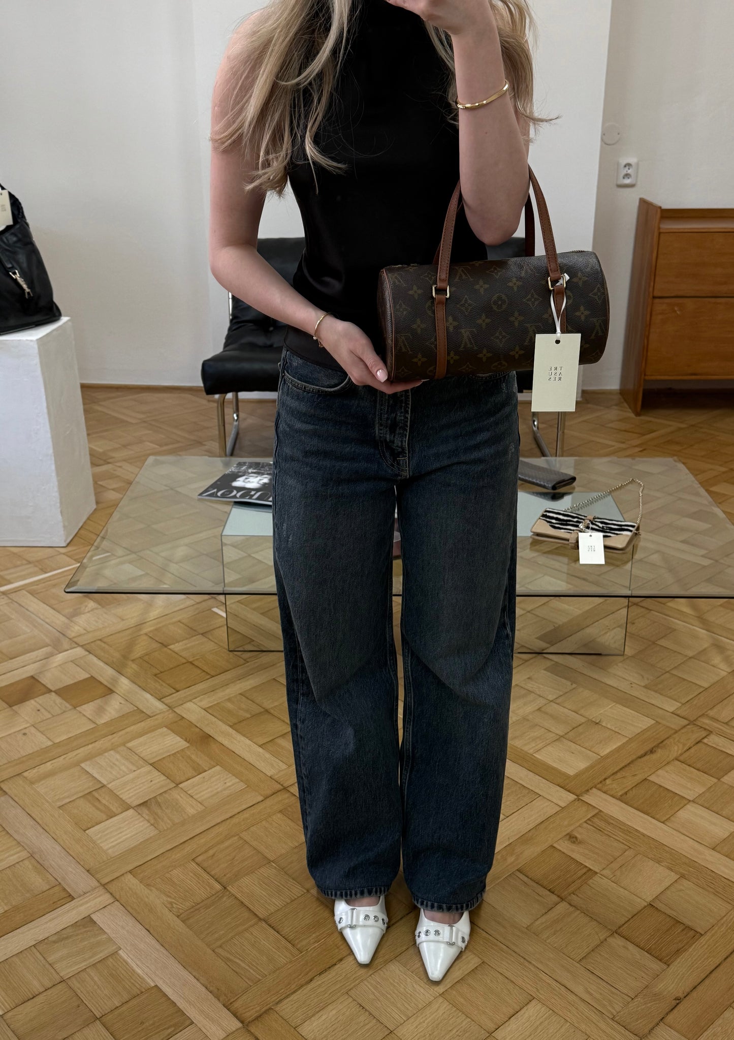 LV PAPILLON 26