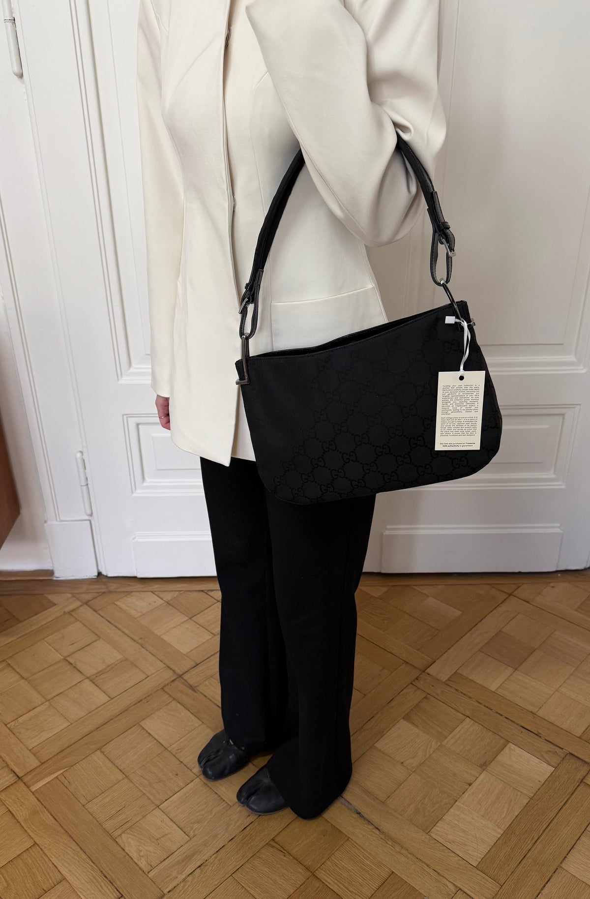 Gucci GG Canvas Shoulder Bag Black