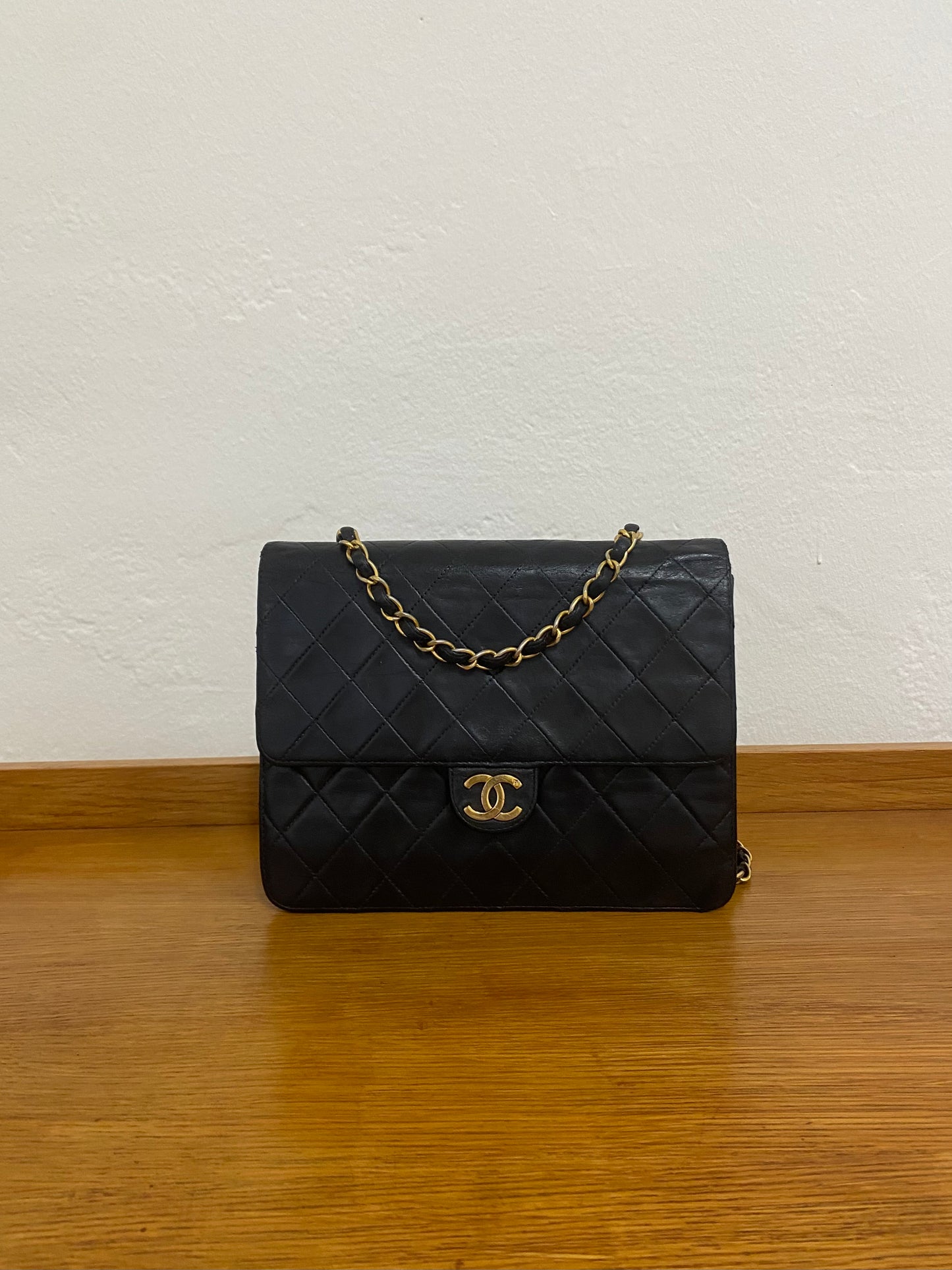 CHANEL 80-90s CLASSIC SINGLE FLAP