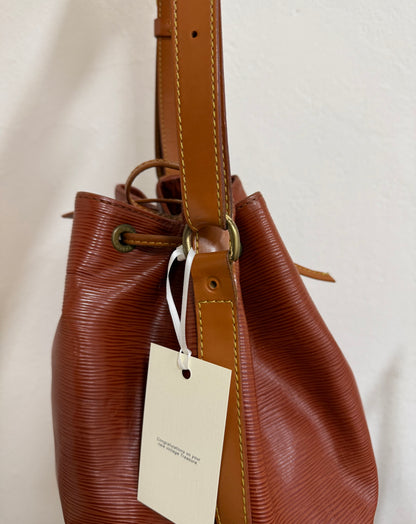 LOUIS VUITTON EPI NOÉ BROWN BUCKET BAG