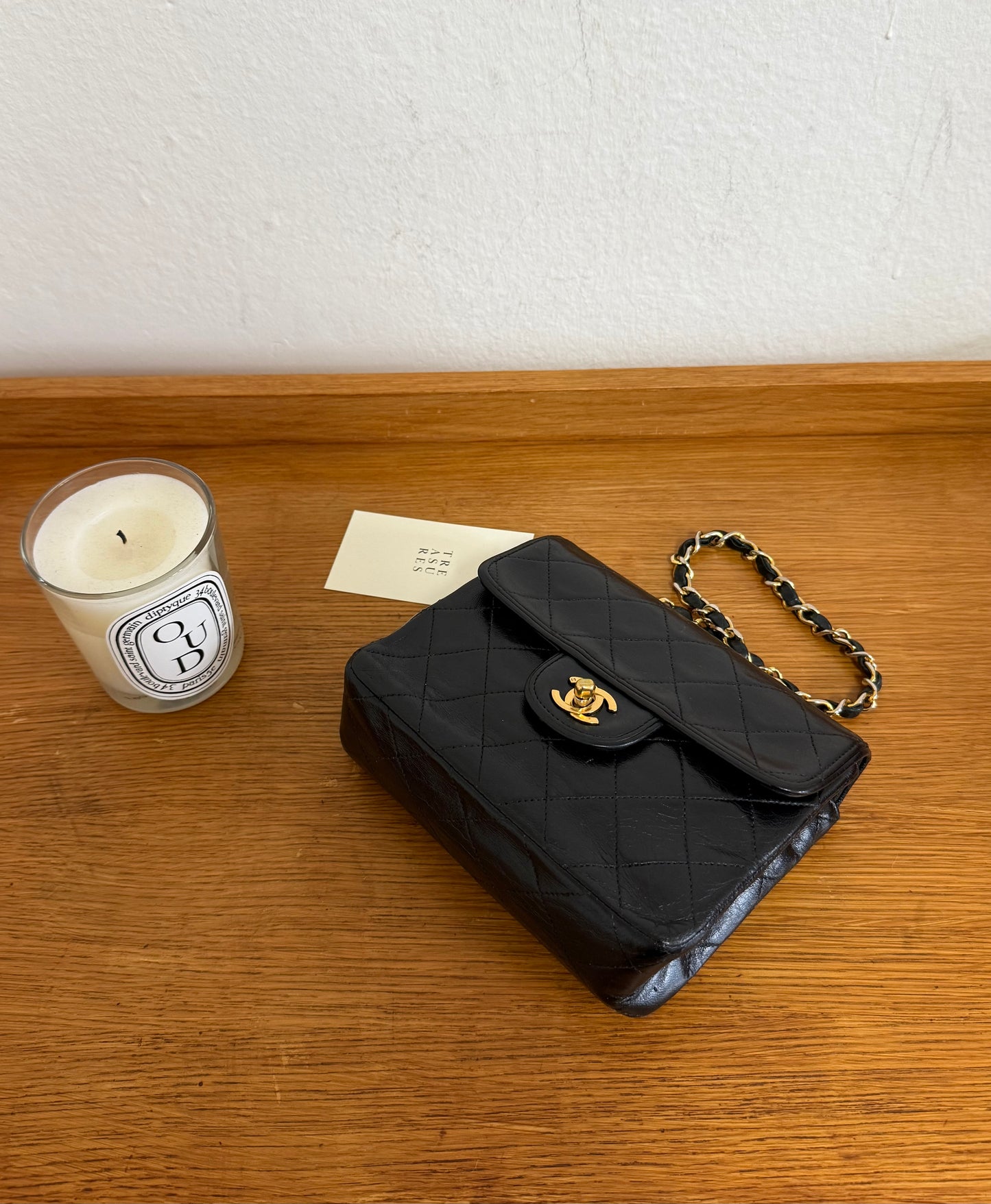 CHANEL CLASSIC SINGLE FLAP BAG TWIST LOCK 24K GOLD