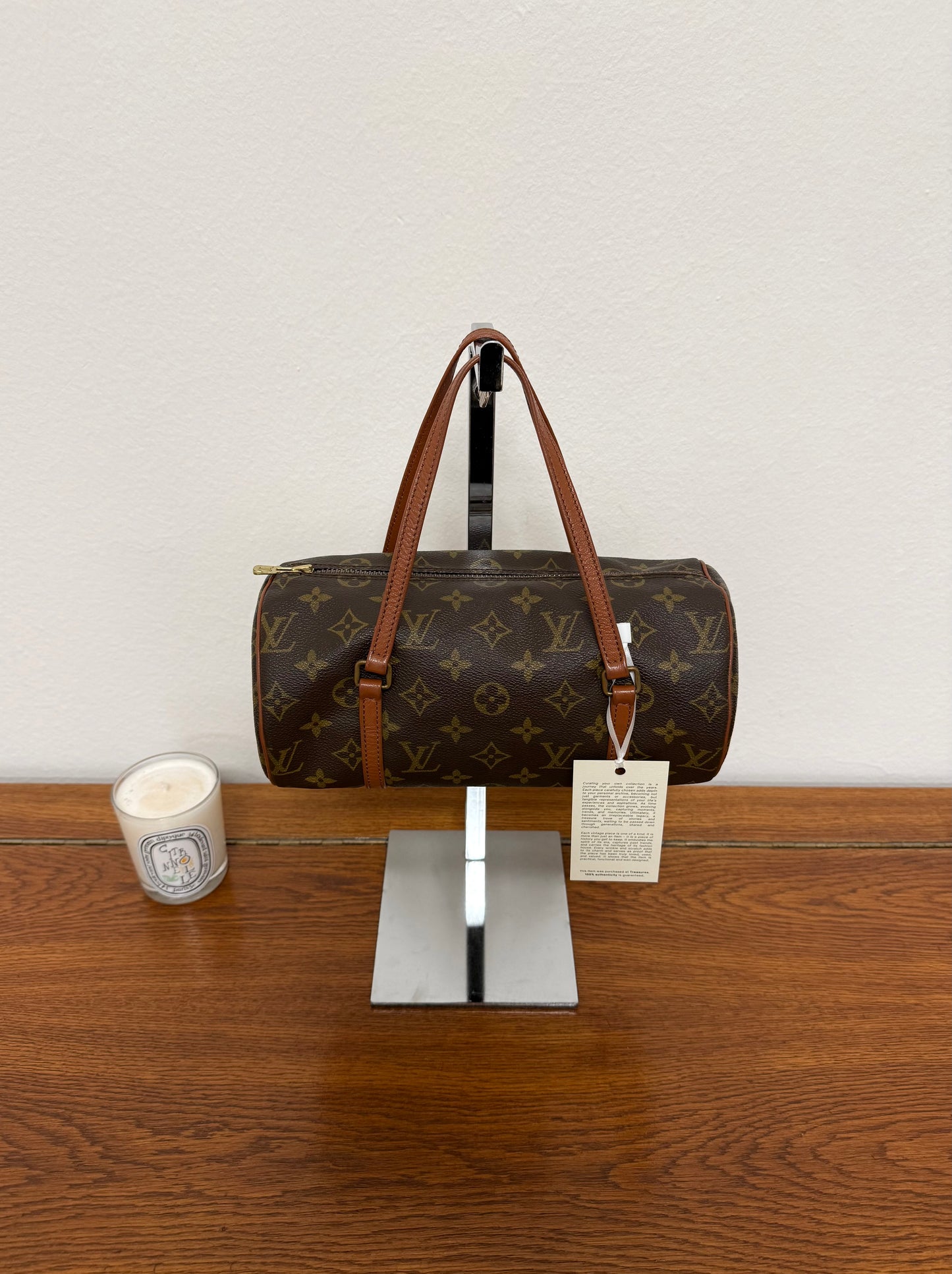 LV PAPILLON 26