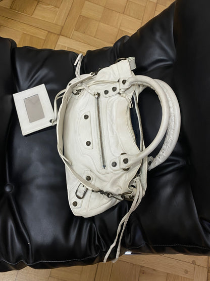 BALENCIAGA FIRST BAG CREAM - ENTRUPY