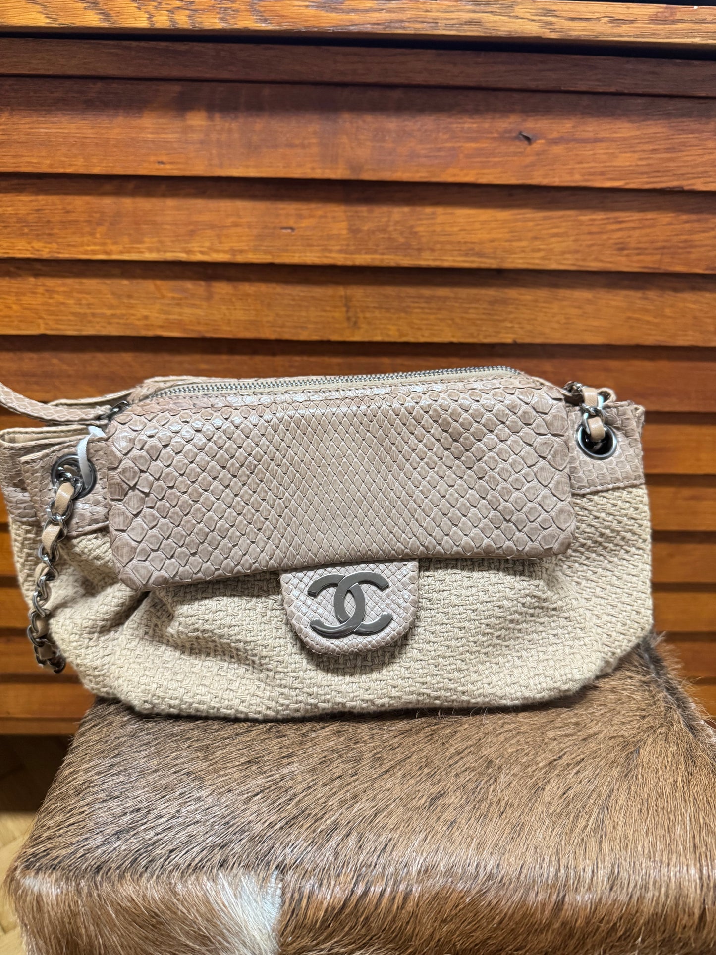 CHANEL ULTRA RARE PYTHON CC SHOULDER BAG KARL LAGERFELD 2004-2005