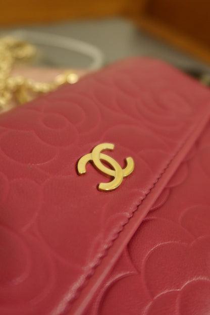CHANEL WALLET PINK CAMELLIA GOLD