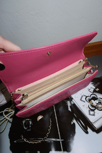 CHANEL WALLET PINK CAMELLIA GOLD