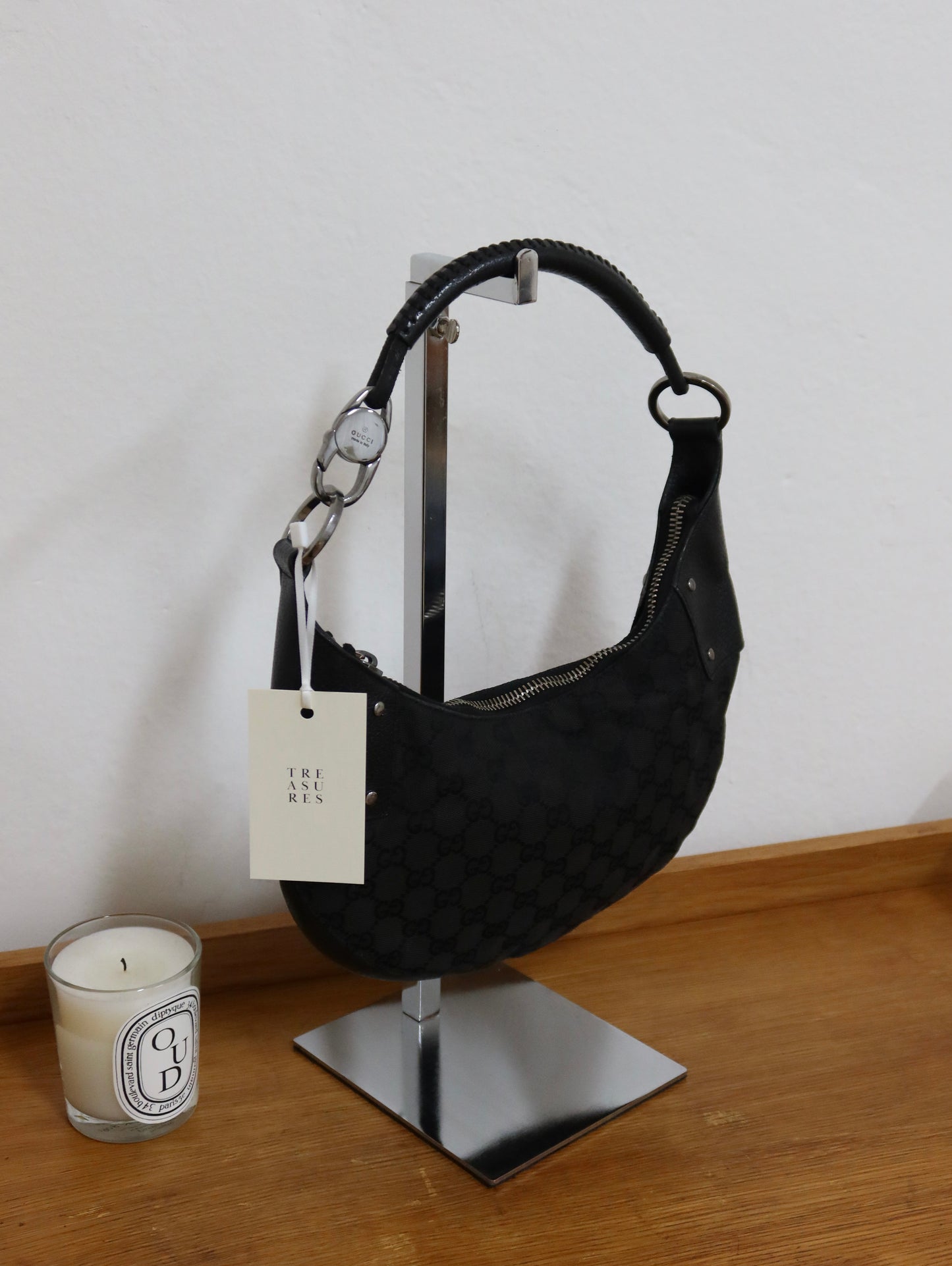 GUCCI GG MONOGRAM HALFMOON BLACK