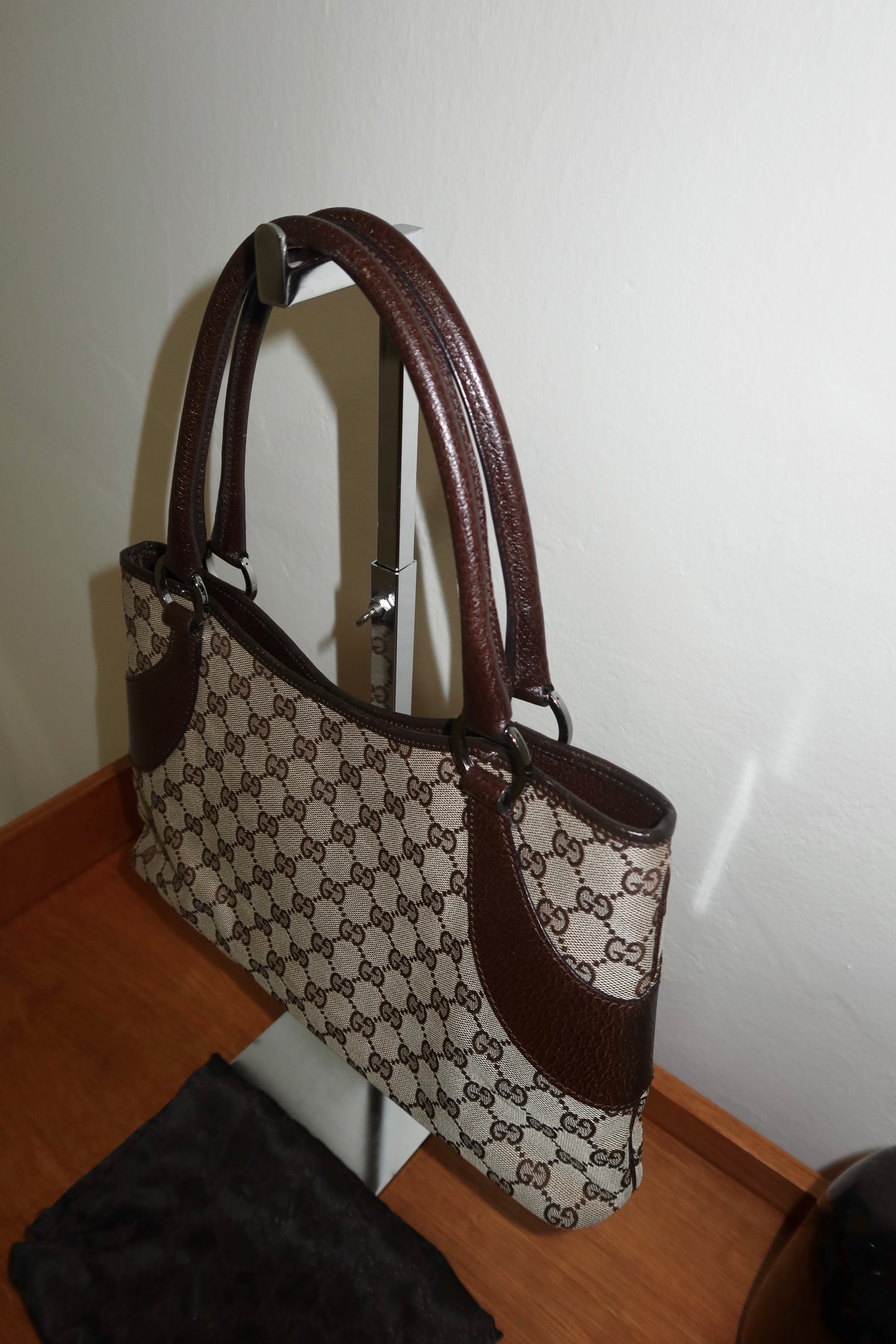 GUCCI GG SHOULDER TOTE BAG DARK BROWN