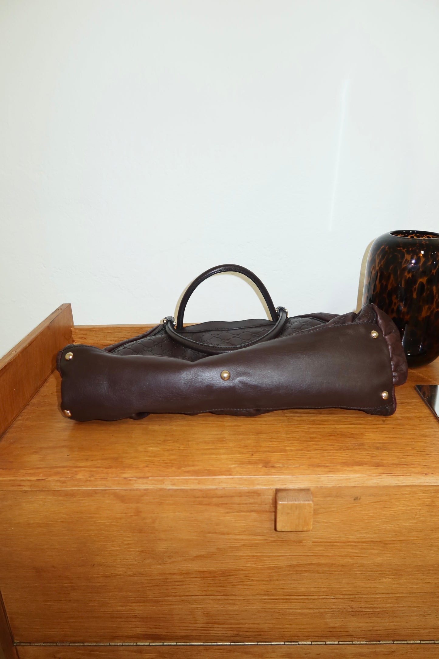 GUCCI GG HOBO ABBEY BAG BURGUNDY GOLD HW