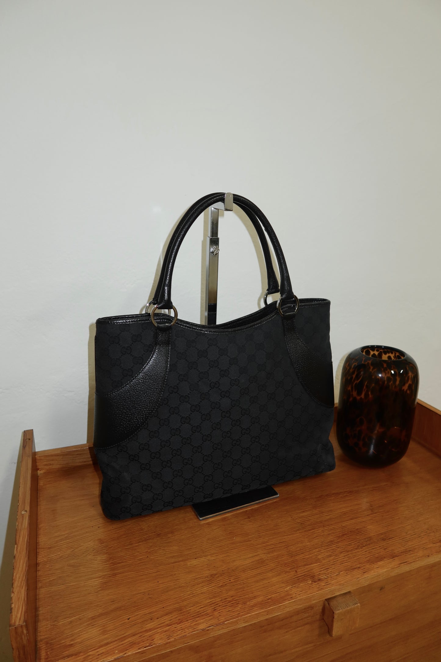 GUCCI GG MONOGRAM BLACK TOTE BAG